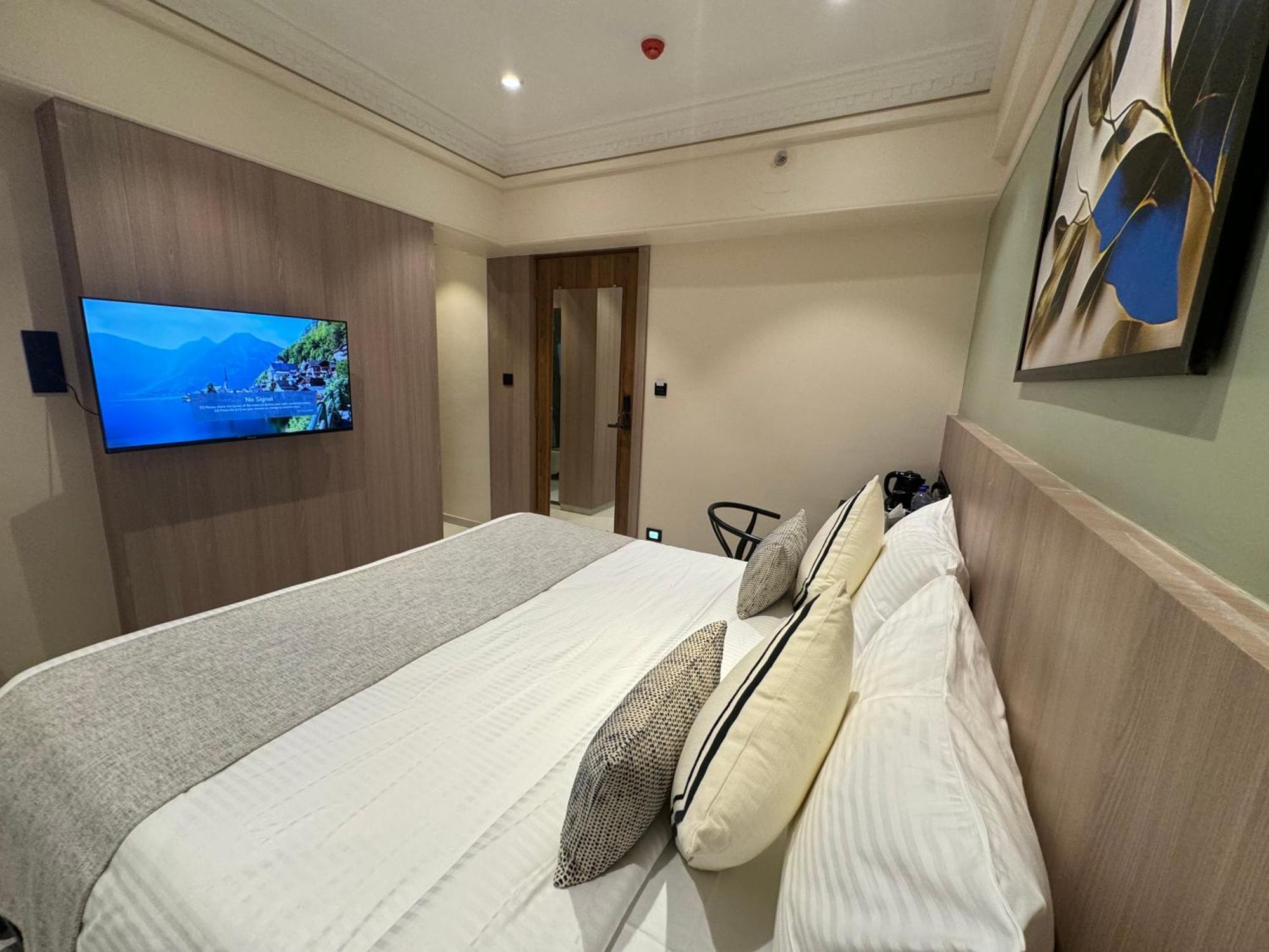 Hotel Mumbai House, Malad المظهر الخارجي الصورة